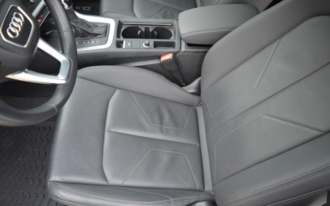 Audi Q3 cena 147500 przebieg: 45000, rok produkcji 2021 z Jutrosin małe 781